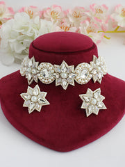 Sara Choker Necklace Set-Pearl