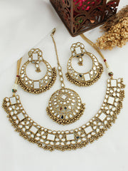 Amyra Mirror Necklace Set