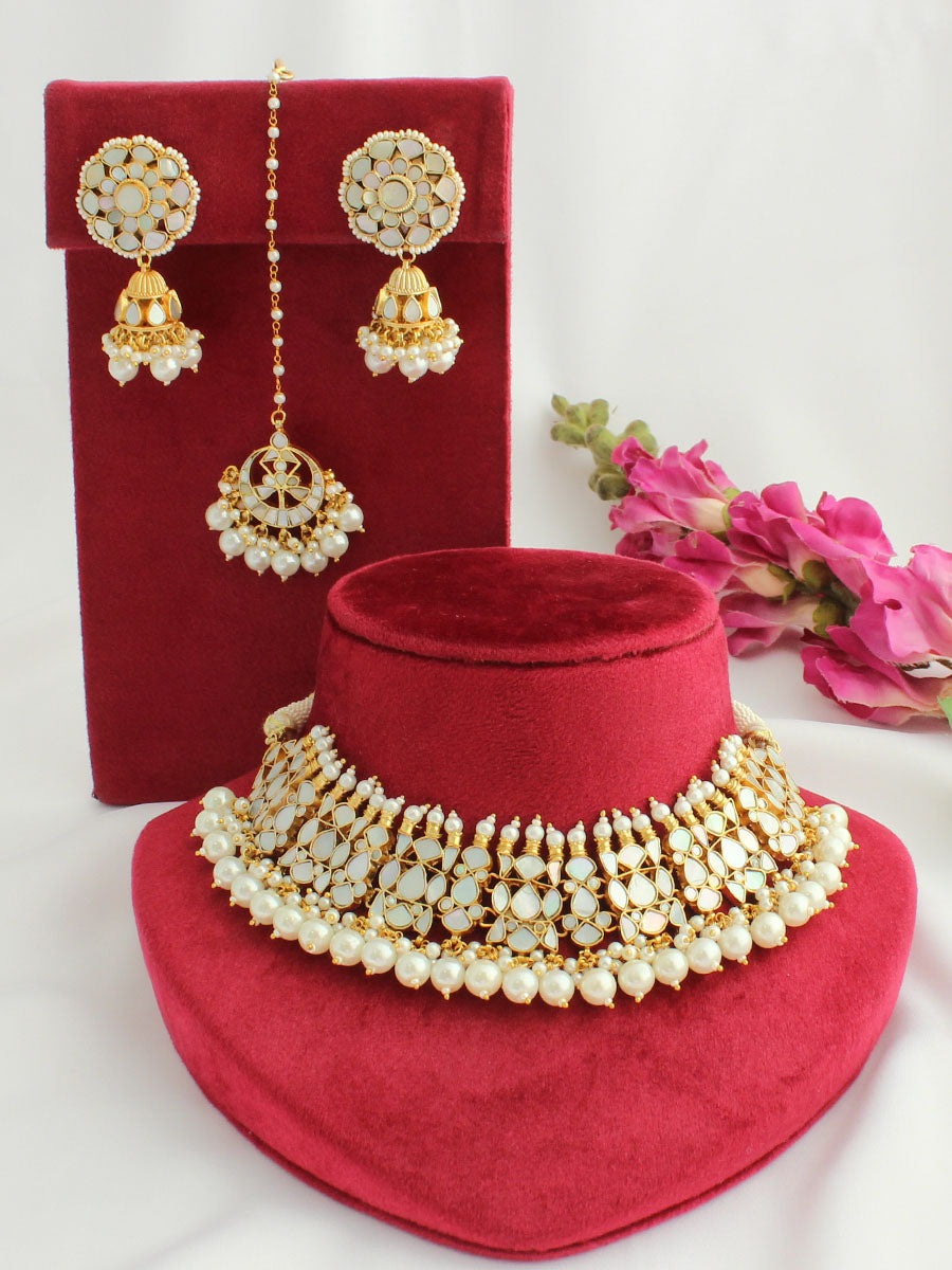 Shivina Necklace Set