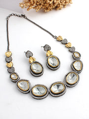 Sharanya Bib Necklace Set-Metallic