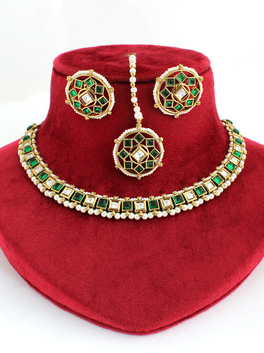 Ishita Necklace Set