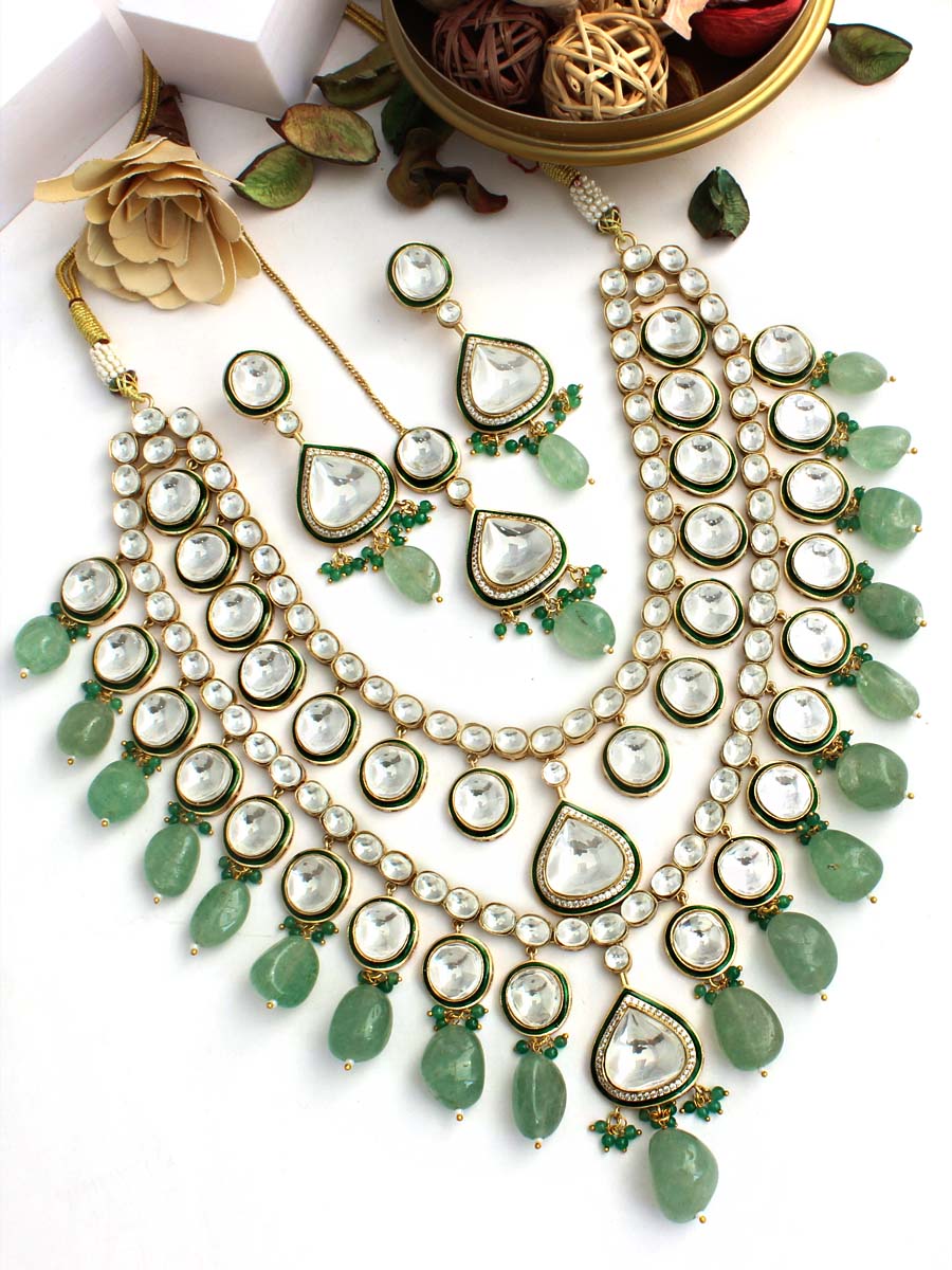 Inayat Necklace Set