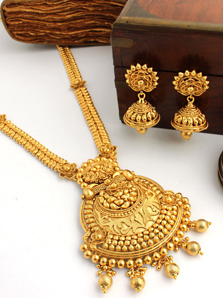 Prajna Long Necklace Set-Gold