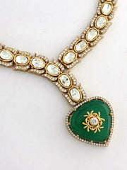 Saavya Necklace Set