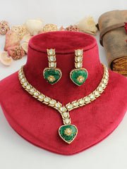 Saavya Necklace Set