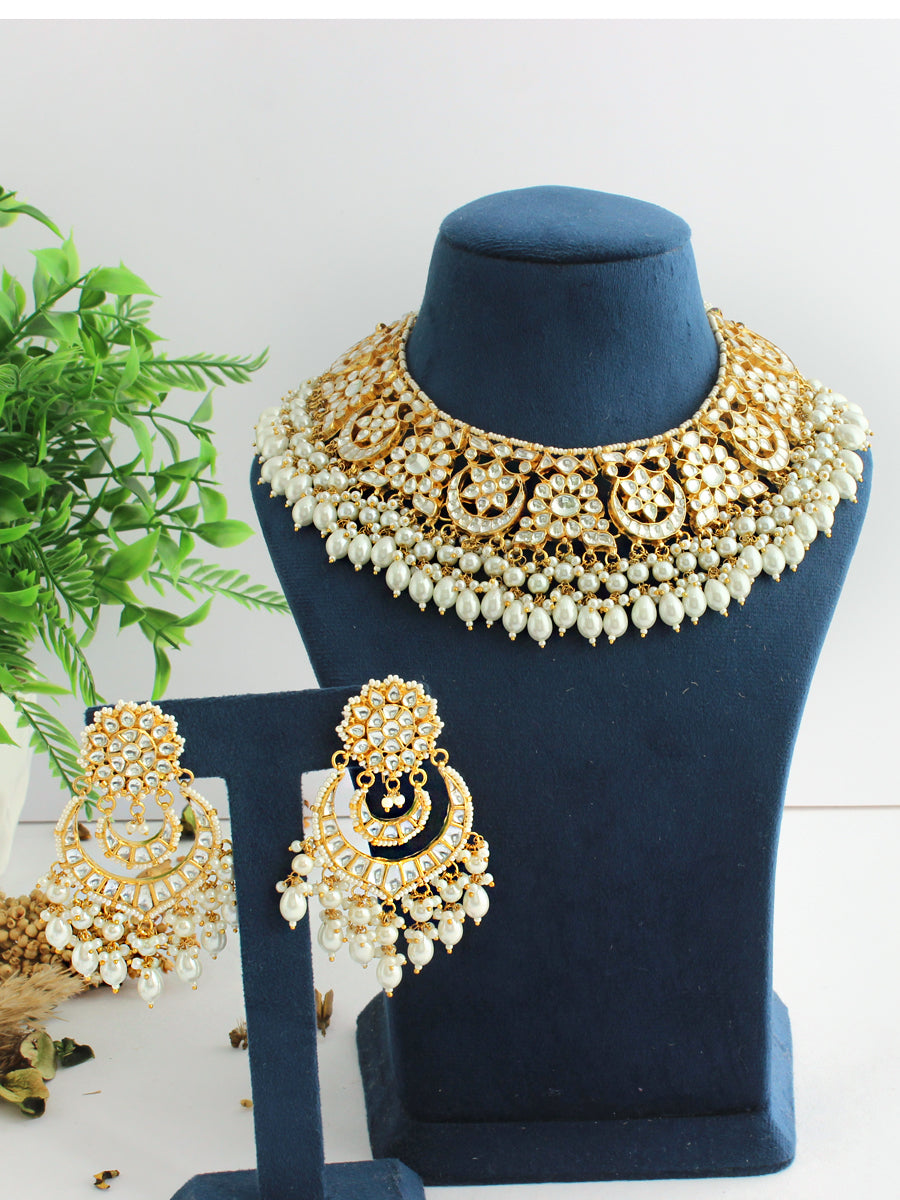 Virika Bib Necklace Set-White