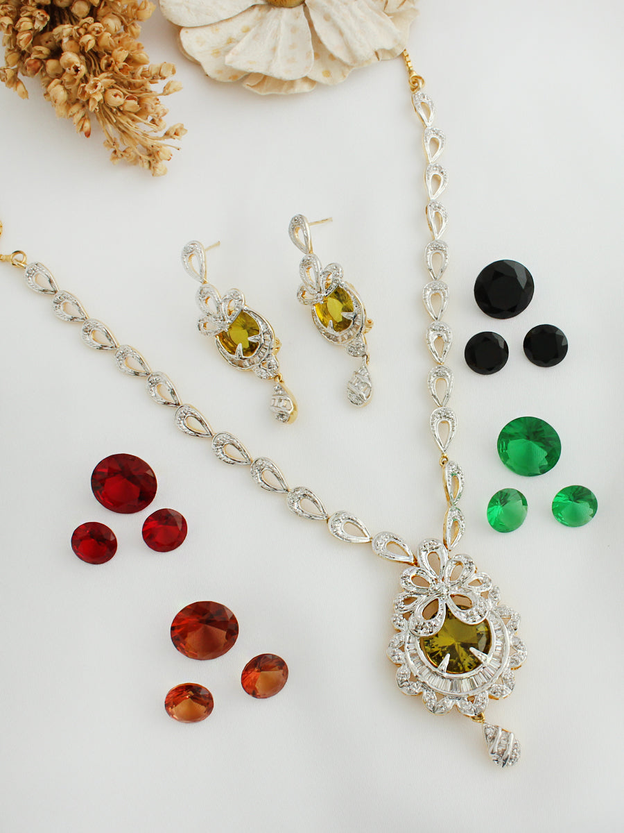 Takshi Changeable Stones Necklace Set