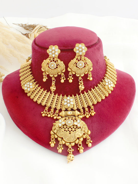 Lipika Necklace Set