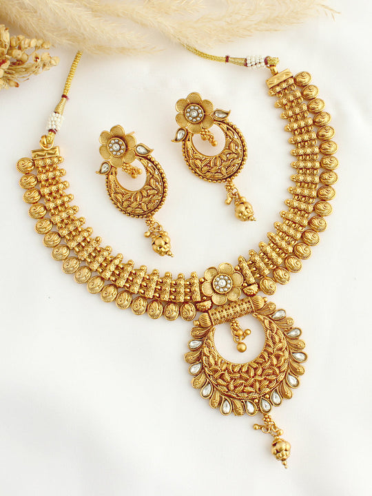 Shree Necklace Set-Gold