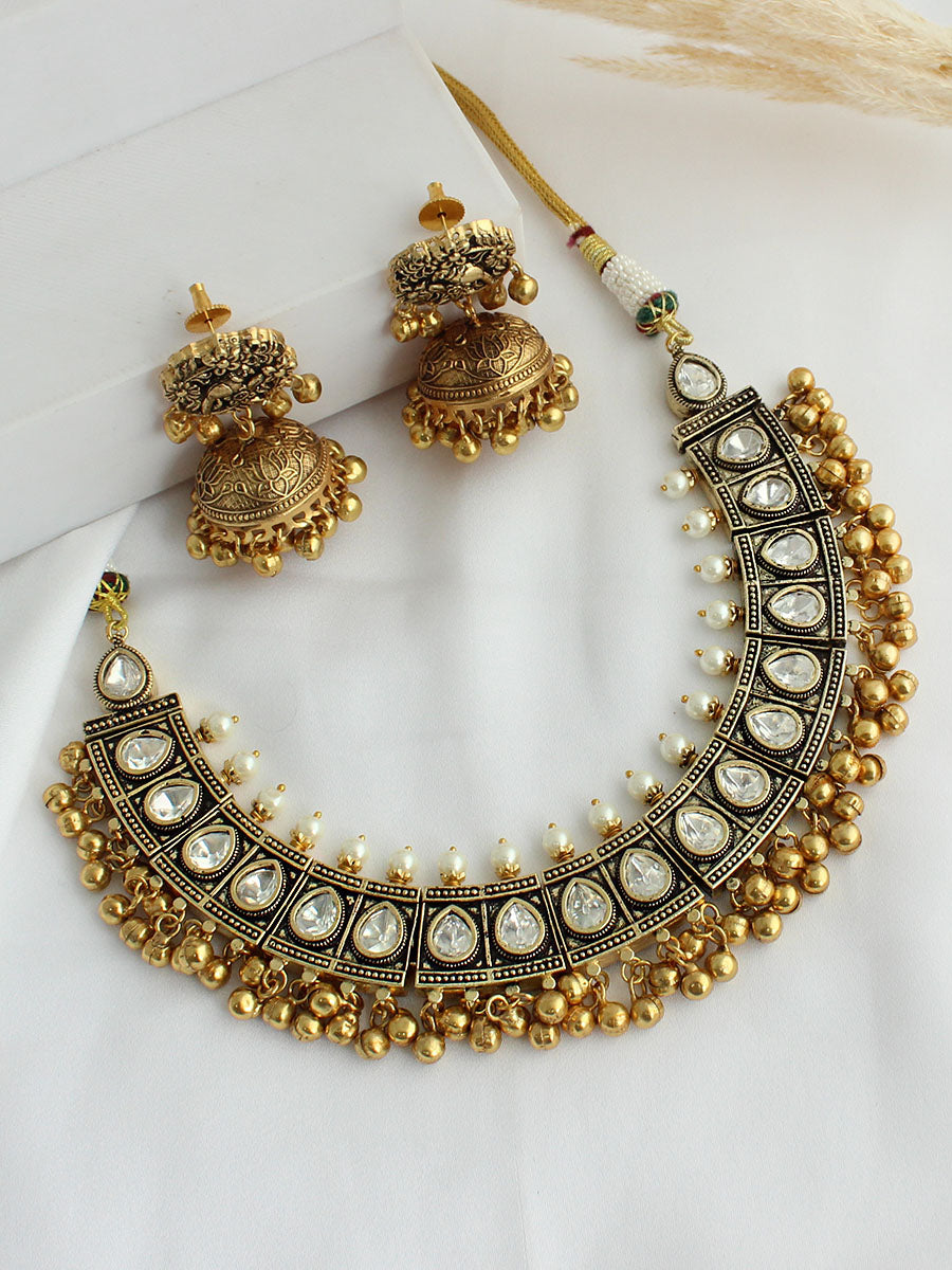 Norika Necklace Set