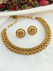 Ishvi Necklace Set-Gold