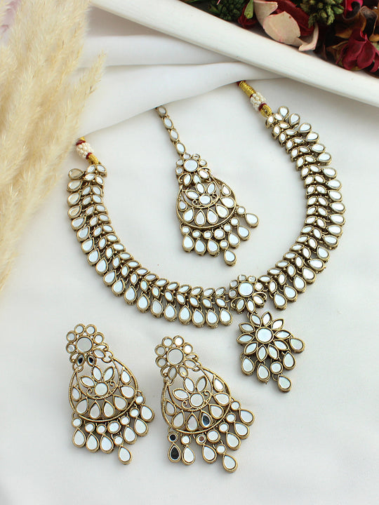 Nirvi Mirror Necklace Set -White