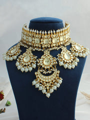 Kanishka Choker Necklace Set