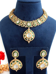 Nirvika Necklace Set